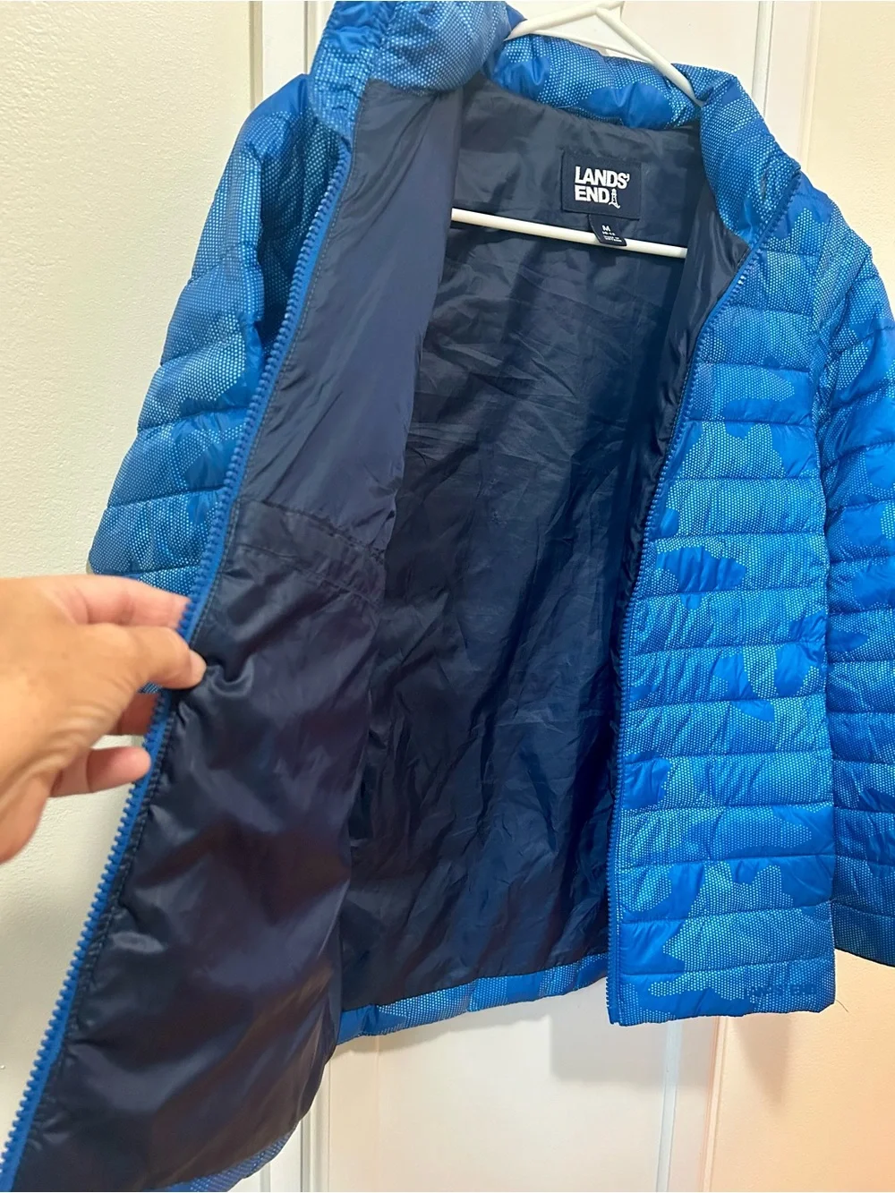 NWOT Lands’ End Boys Packable Puffer Jacket Blue Camo Medium 10-12